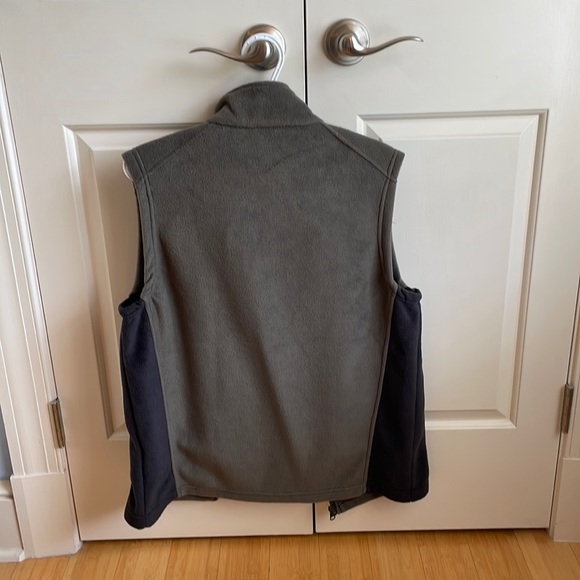 Columbia Fleece Gray Vest Size S - Picture 3 of 4